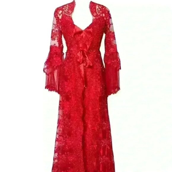 Red Lace and Satin Nightwear Set - Picture 1 of 5